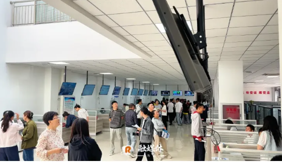 走一线 改文风 | 乌达区：守住就业民生底线 擦亮为民服务底色